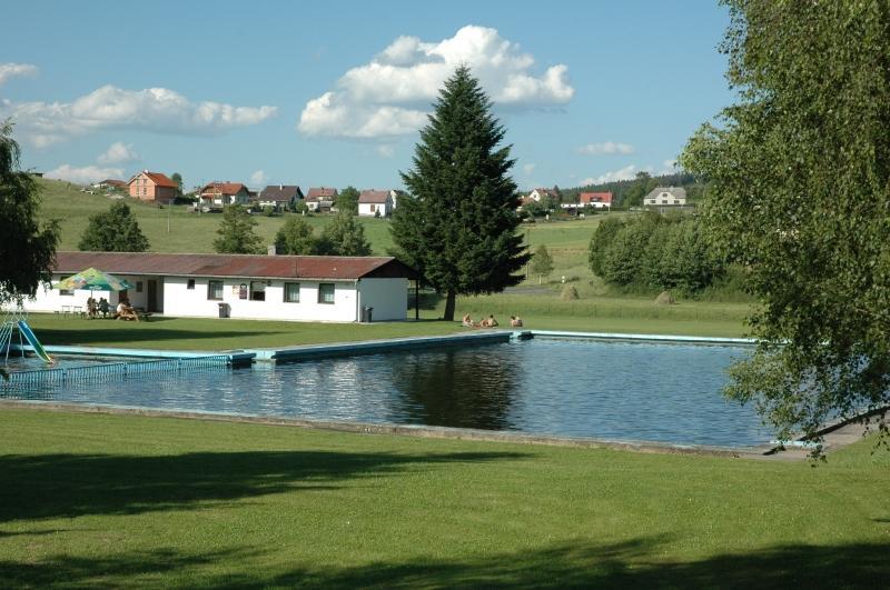 Penzion U Zámeckého parku Zihobce Extérieur photo